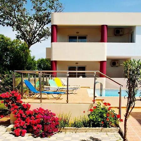 Thodorou Hotel apartamentowy Agia Marina