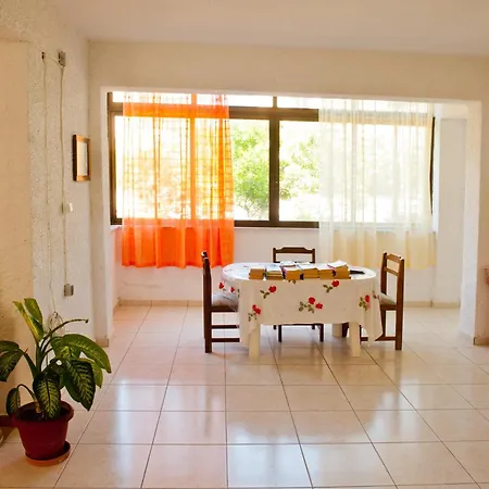 Hotel apartamentowy Thodorou 2*