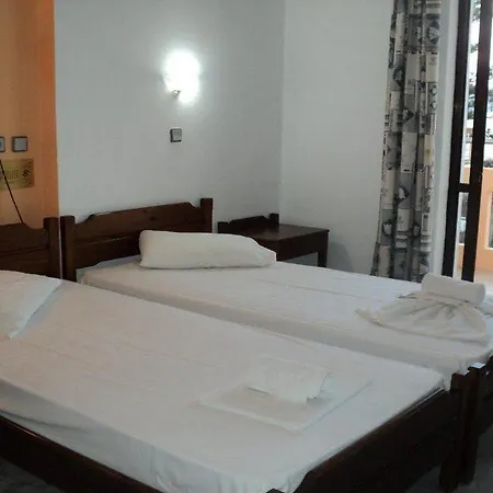 Thodorou 2* Agia Marina