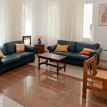 Aparthotel Thodorou 2*